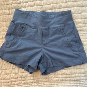 Athleta Trekkie North Short